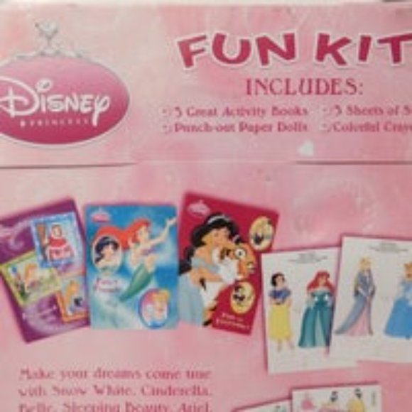 DISNEY PRINCESS FUN KIT GOLDEN BOOKS - Picture 5 of 5